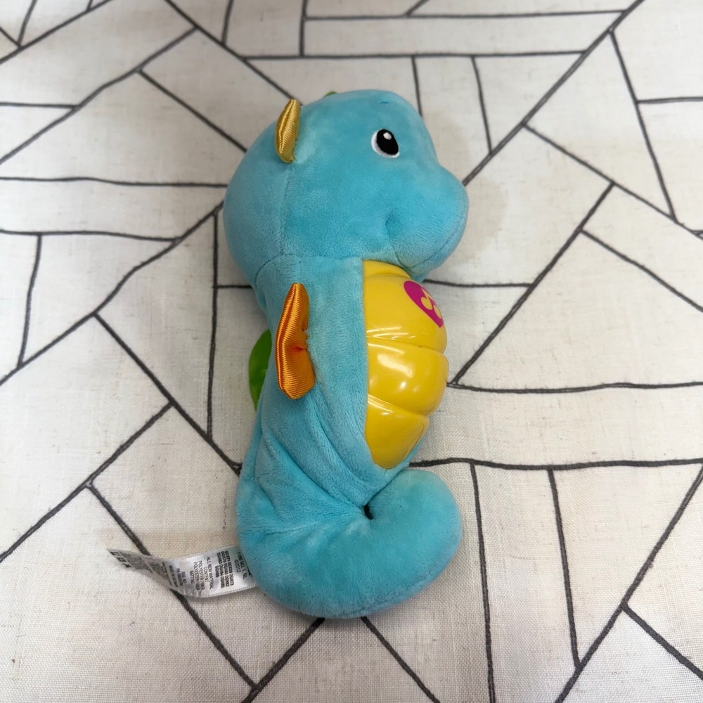 Fisher-Price Soothe & Glow Seahorse 9" Blue Plush Light Up Musical Toy DGH82
